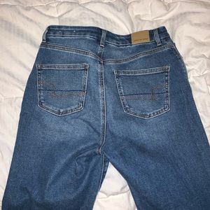 American eagle mom jeans